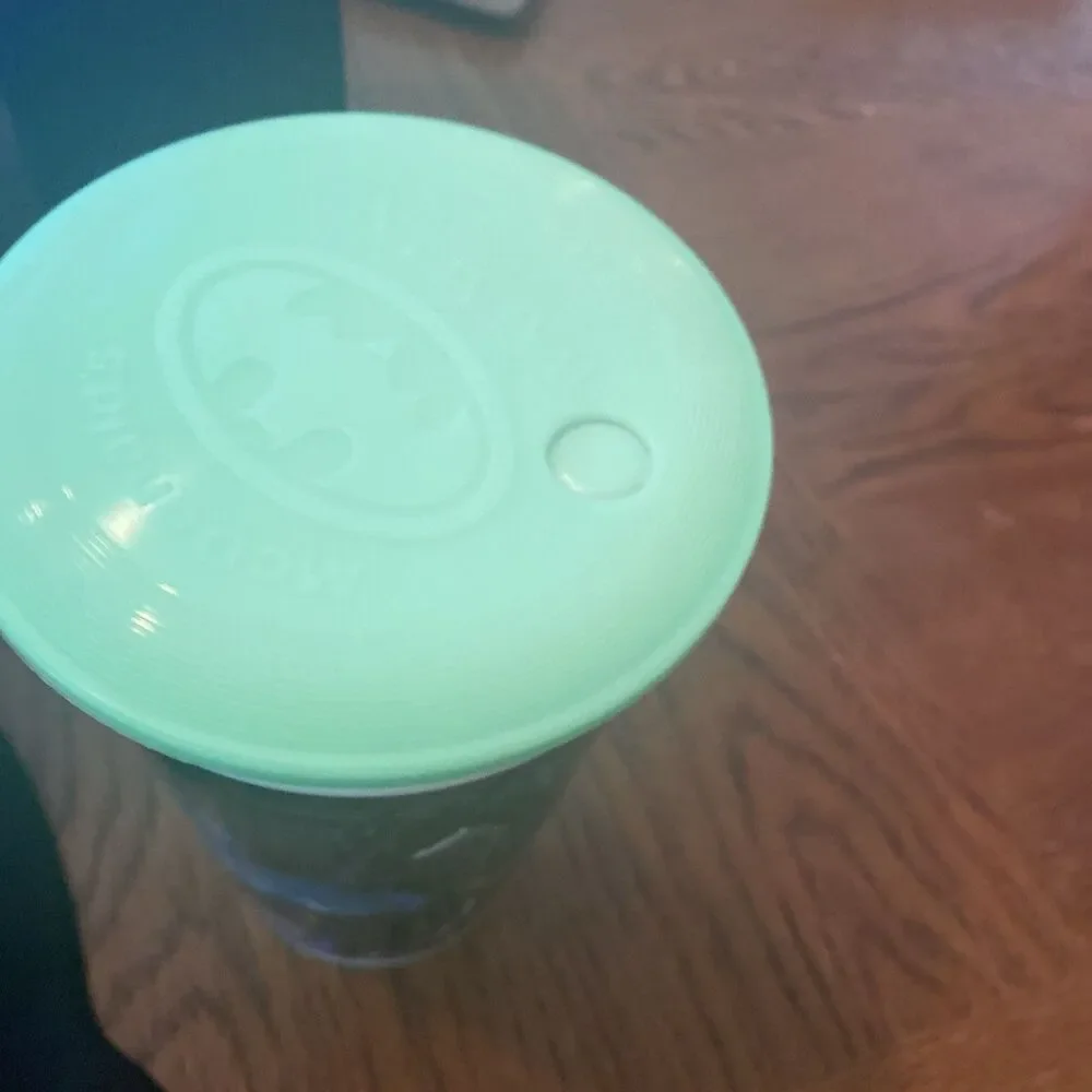 Batman Returns 1992 BATMAN McDonald's Collector's cup with lid